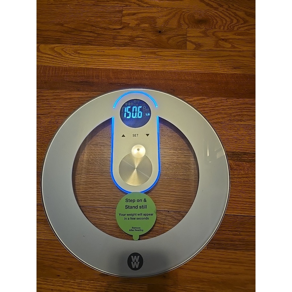 Weight Watchers Digital Glass Scale Weight Tracker b Conair WW206X 400lb Max‎